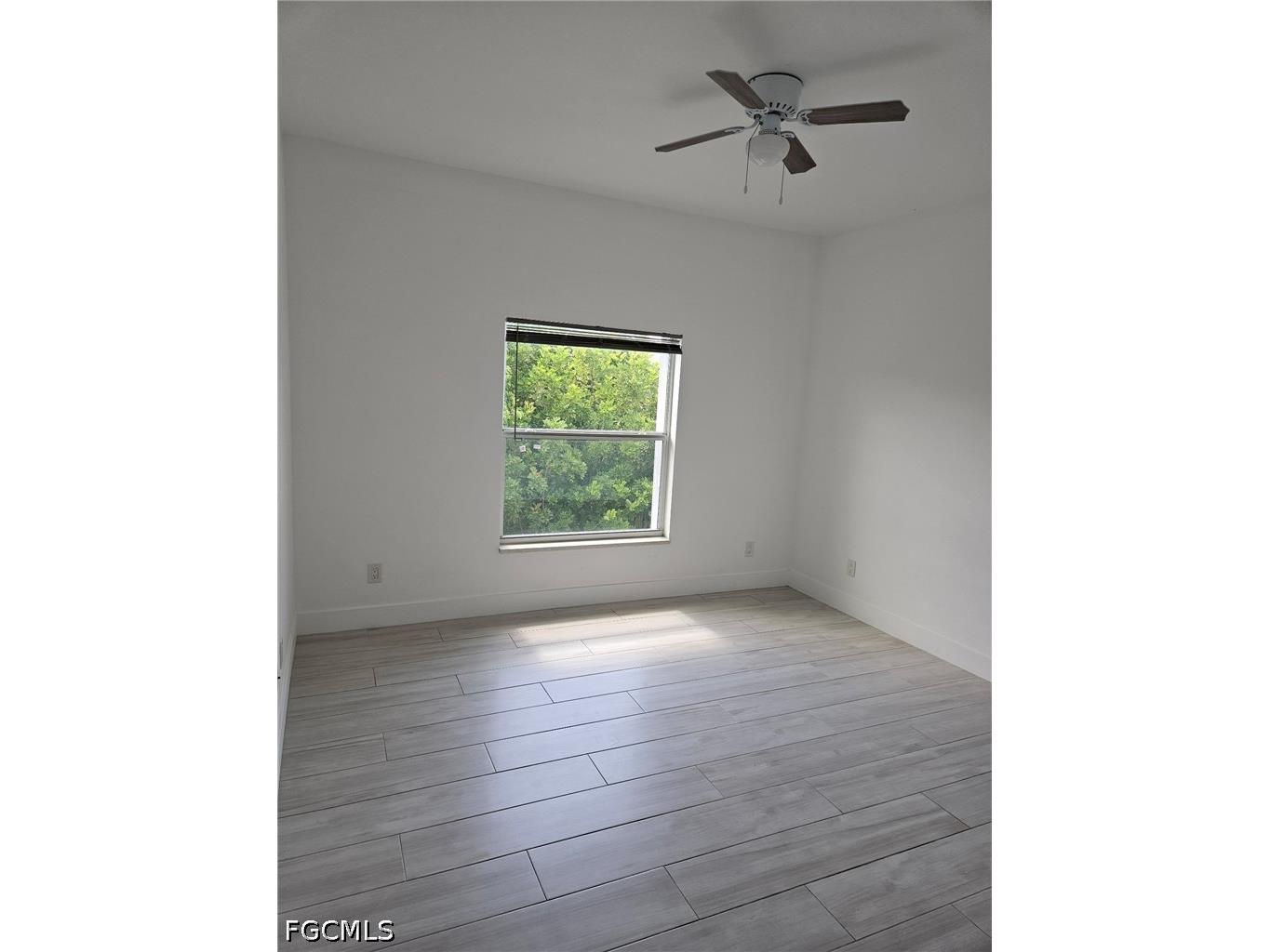 4425 SW Santa Barbara Place Cape Coral FL 33914 2026026720 image5