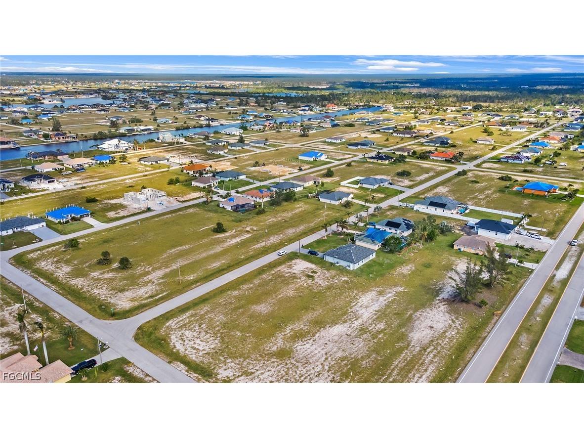4426 NW 32nd Street Cape Coral FL 33993 2026009082 image9