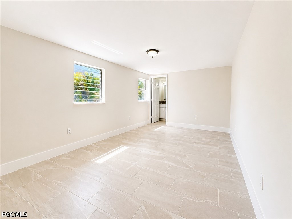 4426 Poinsettia Street Fort Myers FL 33905 2026019990 image6