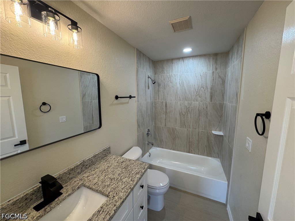 4426 SW Santa Barbara Place Cape Coral FL 33914 2026027388 image28