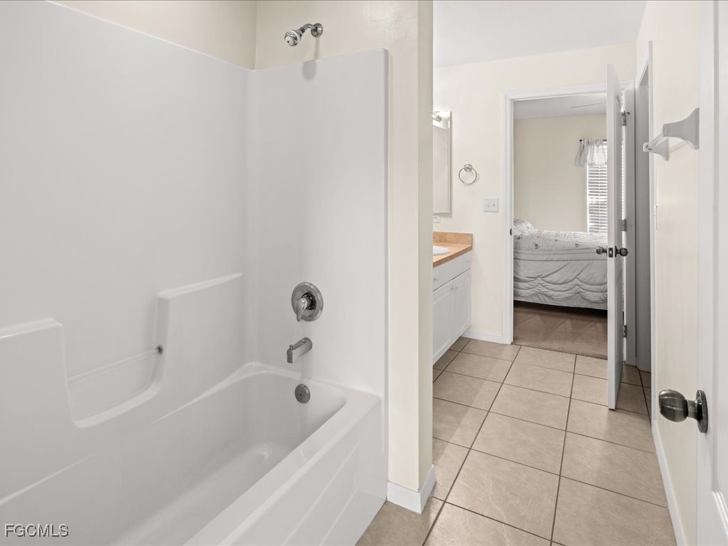 4427 NE 21st Place Cape Coral FL 33909 2025017887 image18