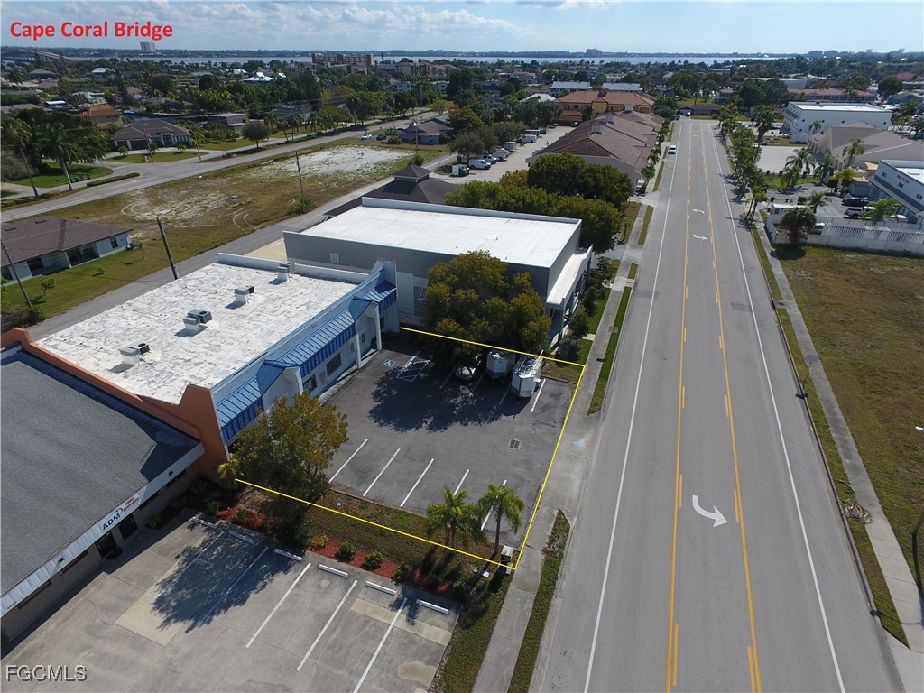 4427 SE 16th Place #4 Cape Coral FL 33904 2026003322 image3