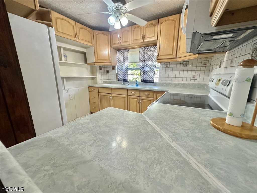 4428 Bessie Avenue Fort Myers FL 33905 2026017500 image5