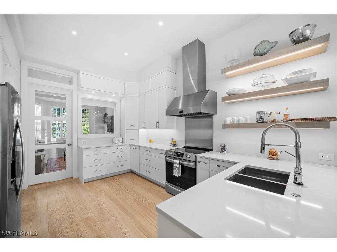 443 8th Avenue S #104 Naples FL 34102 226007857 image13