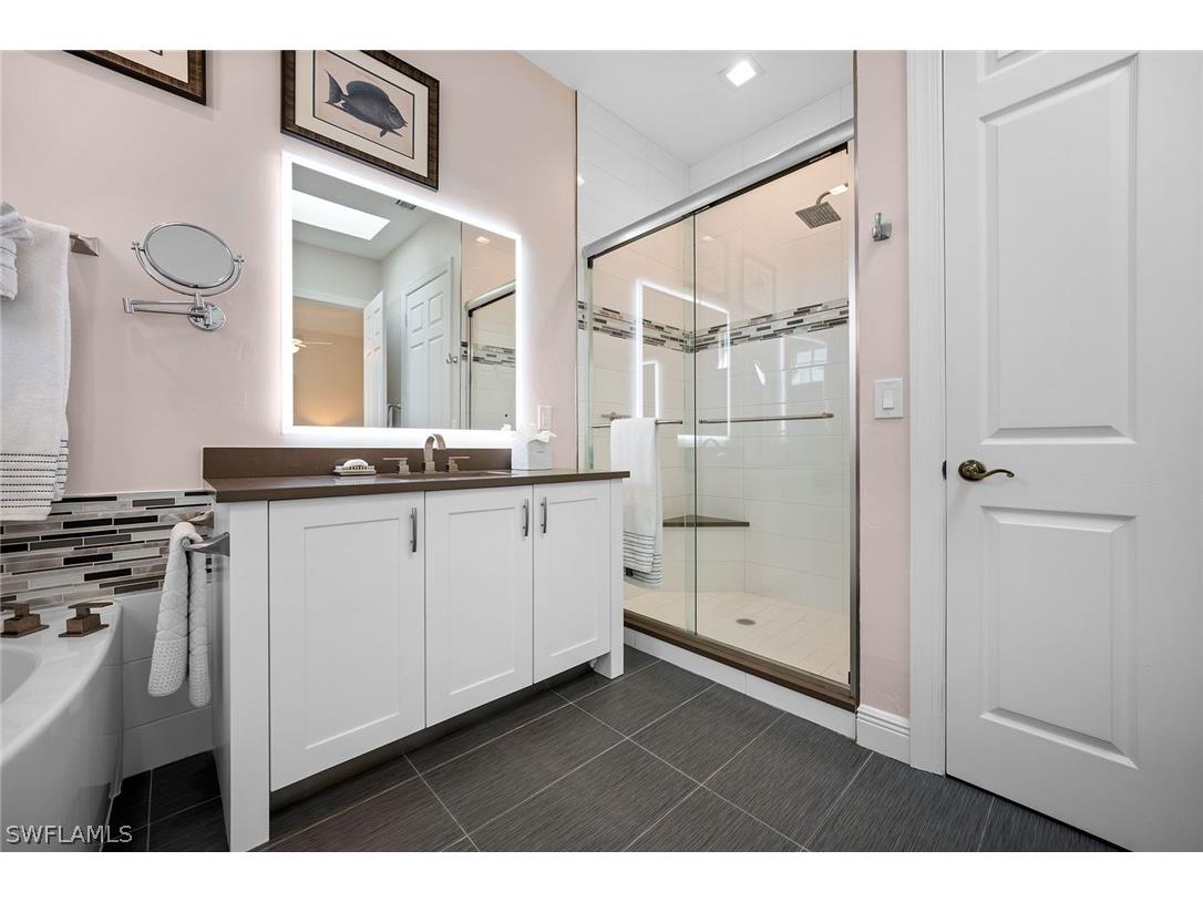 443 8th Avenue S #104 Naples FL 34102 226007857 image27