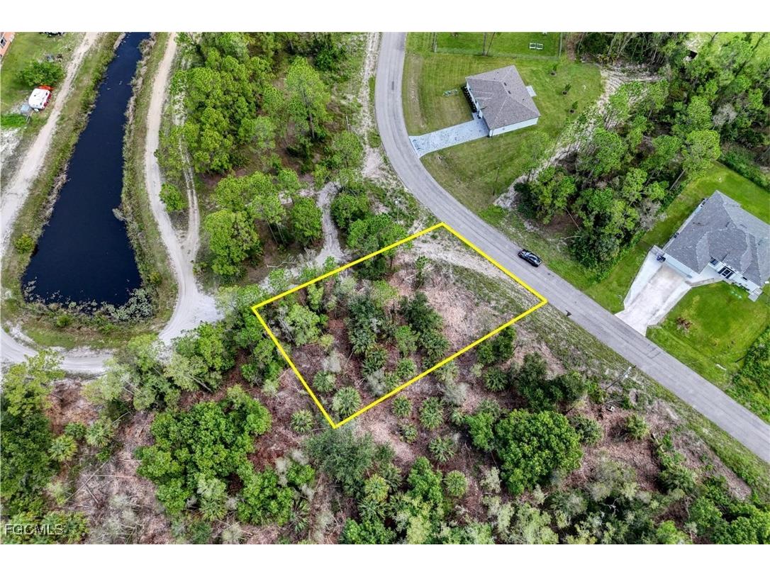 443 Burrstone Drive Lehigh Acres FL 33974 2025003075 image10