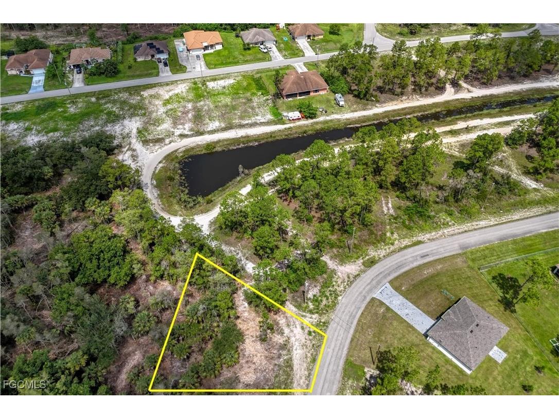 443 Burrstone Drive Lehigh Acres FL 33974 2025003075 image2