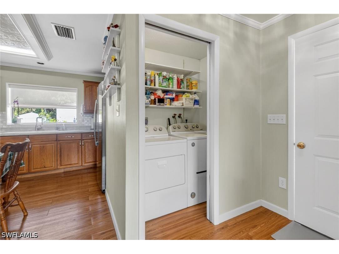 443 Castle Drive Naples FL 34119 226015118 image18