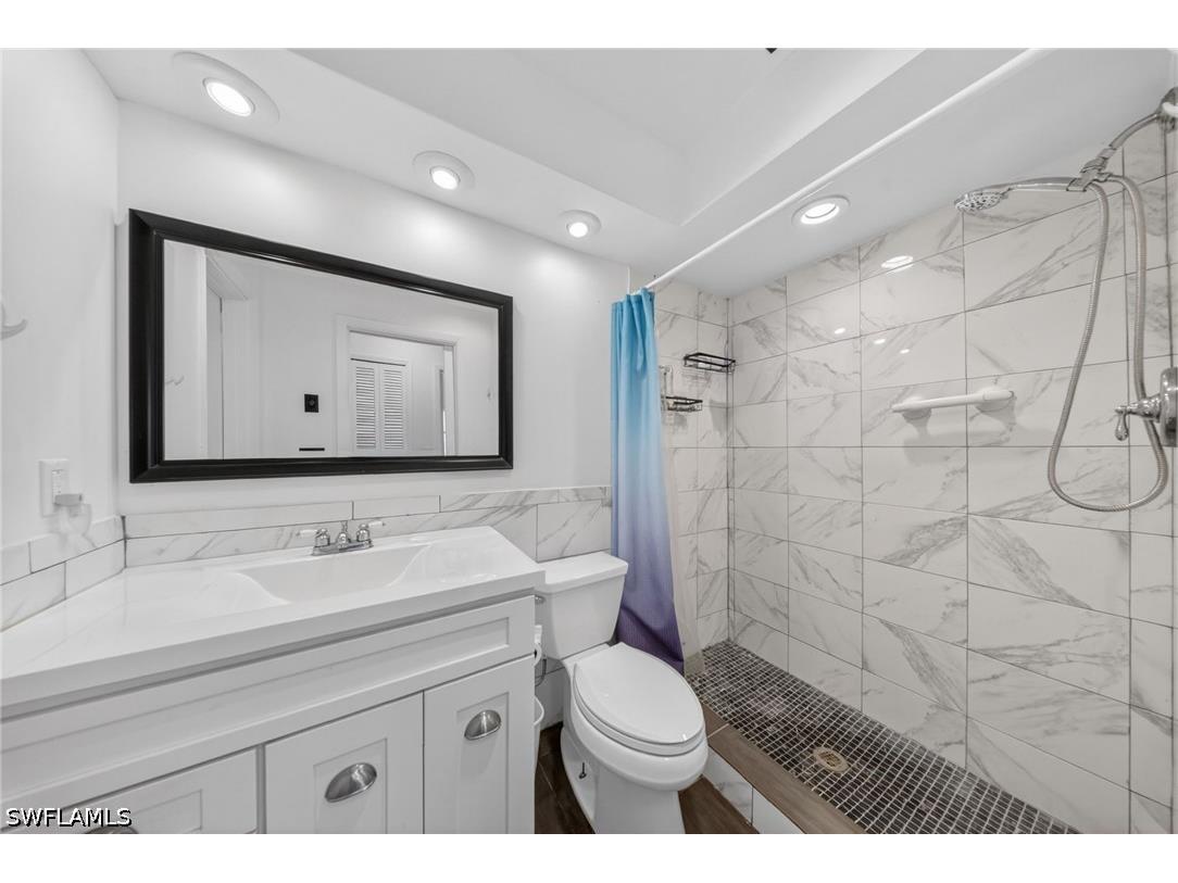 443 Castle Drive Naples FL 34119 226015118 image29