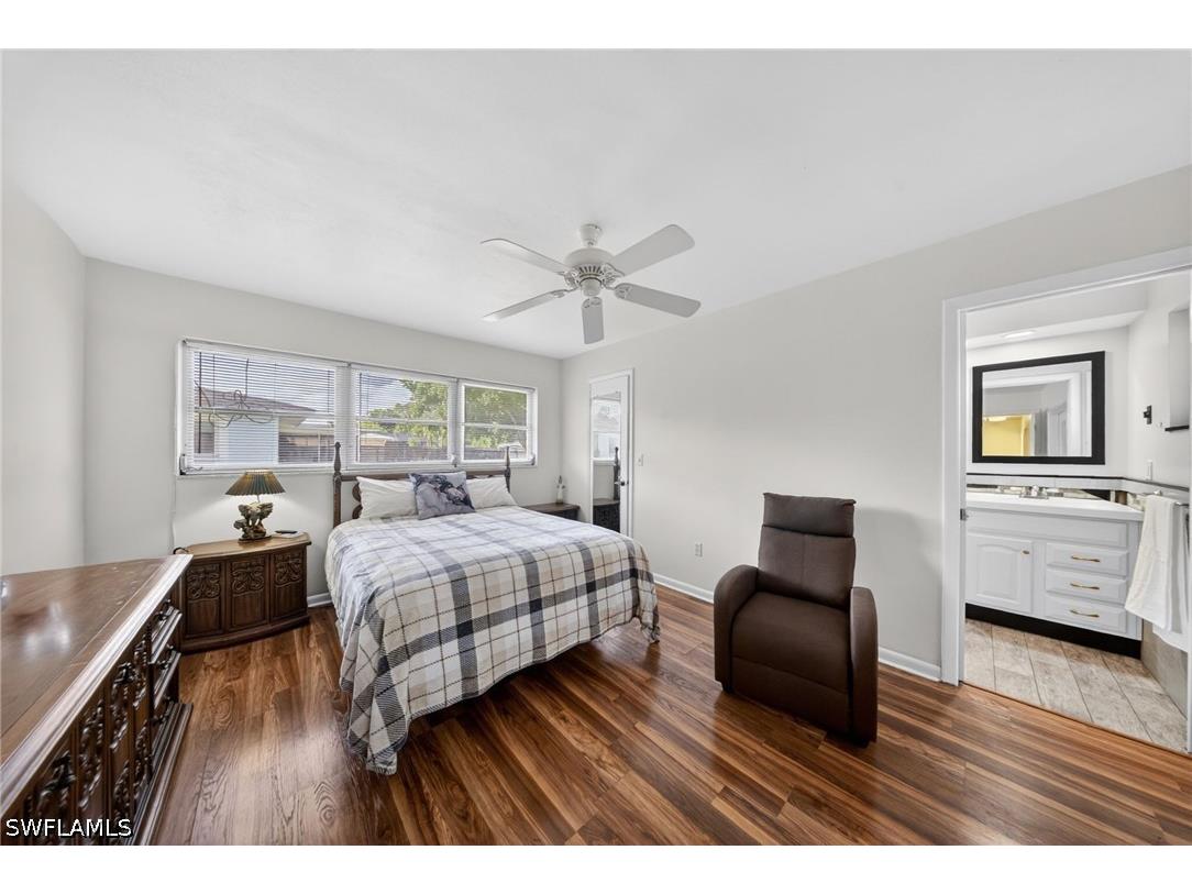 443 Castle Drive Naples FL 34119 226015118 image30
