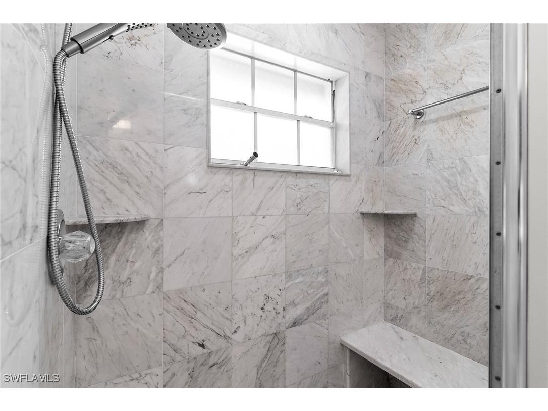 443 Dundee Court Naples FL 34104 225077207 image30