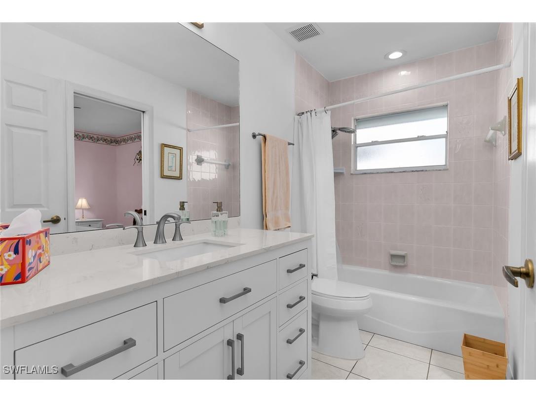 443 Dundee Court Naples FL 34104 225077207 image32