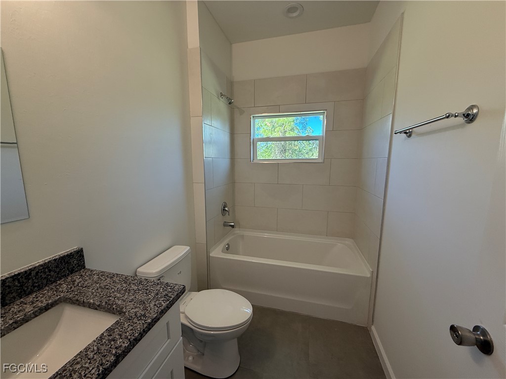 443 Lampion Avenue S Lehigh Acres FL 33974 2025019110 image15