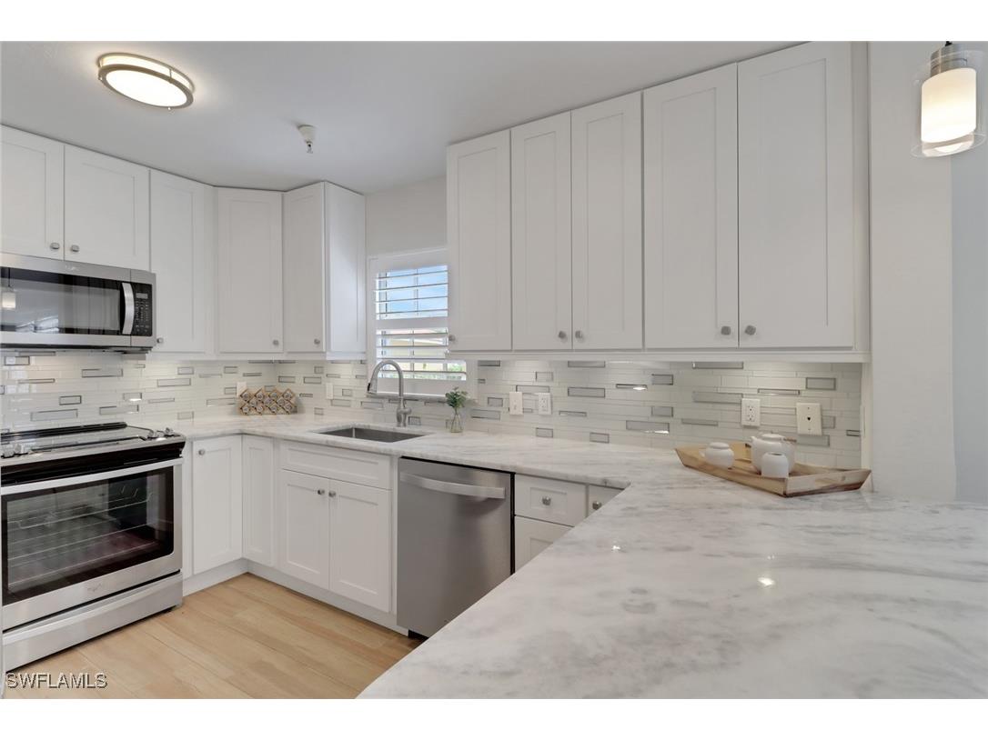 4430 Botanical Place Circle #101 Naples FL 34112 225068941 image3