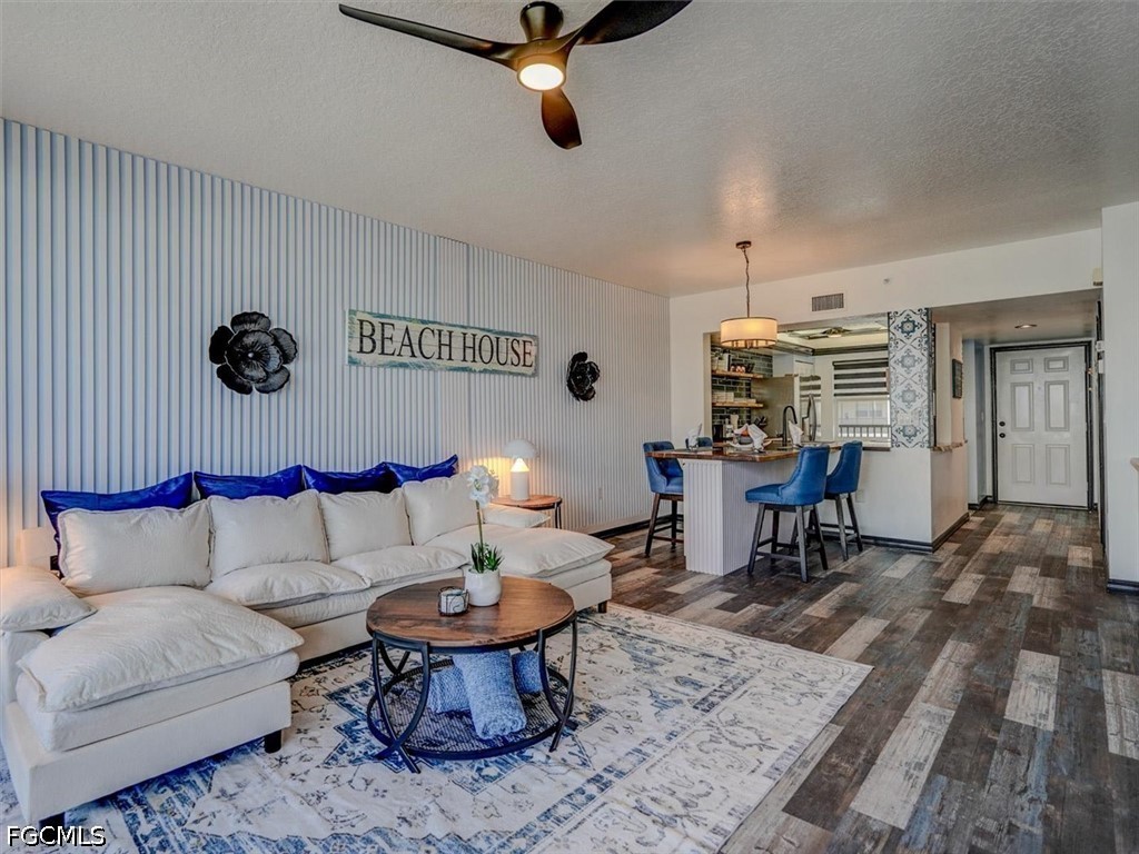 4431 Bay Beach Lane #522 Fort Myers Beach FL 33931 2026014628 image2
