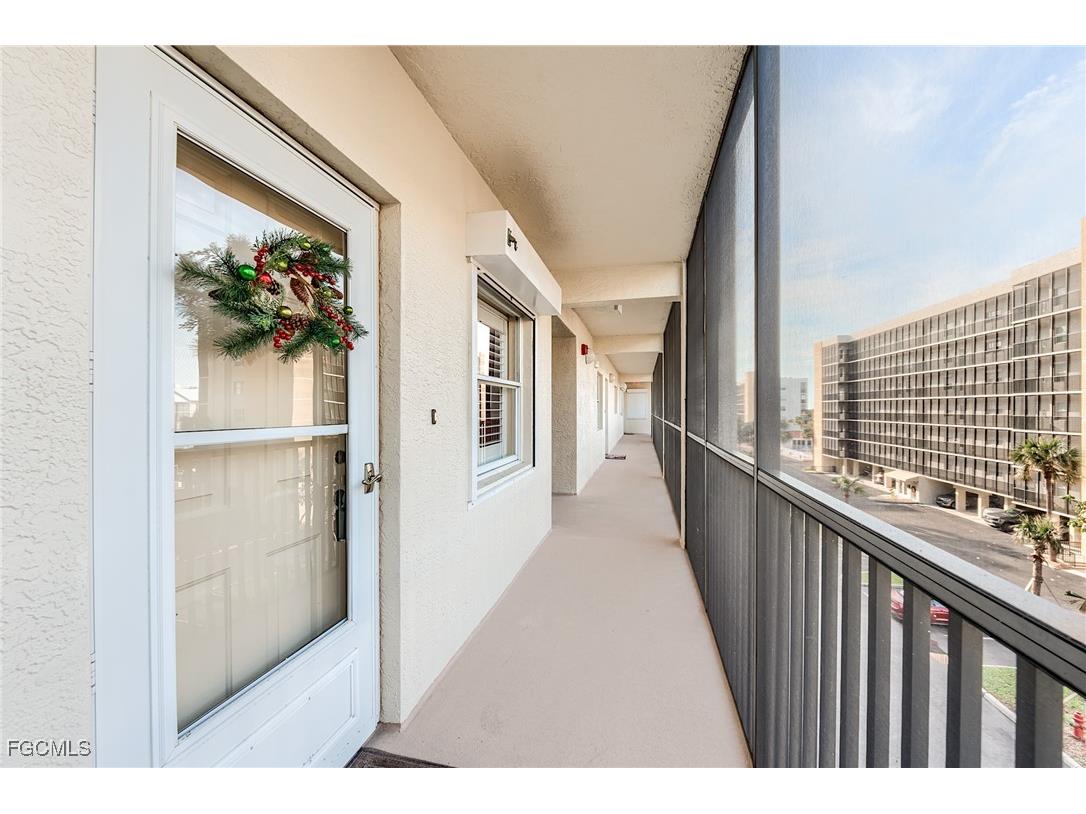 4431 Bay Beach Lane #532 Fort Myers Beach FL 33931 2025023631 image14