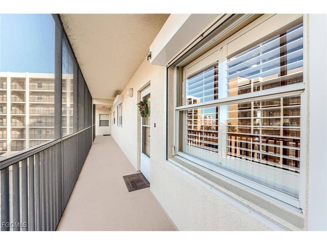 4431 Bay Beach Lane #532 Fort Myers Beach FL 33931 2025023631 image24