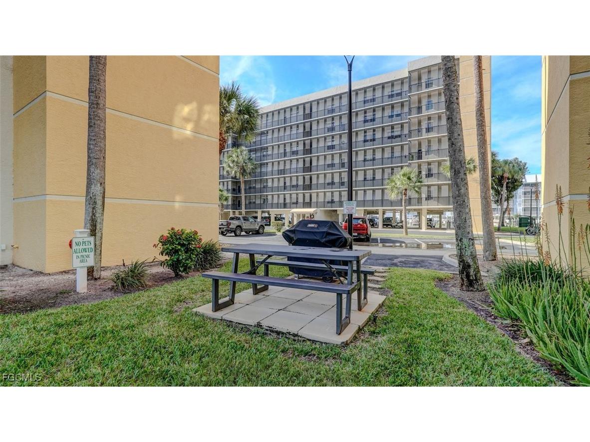 4431 Bay Beach Lane #543 Fort Myers Beach FL 33931 2025024504 image23