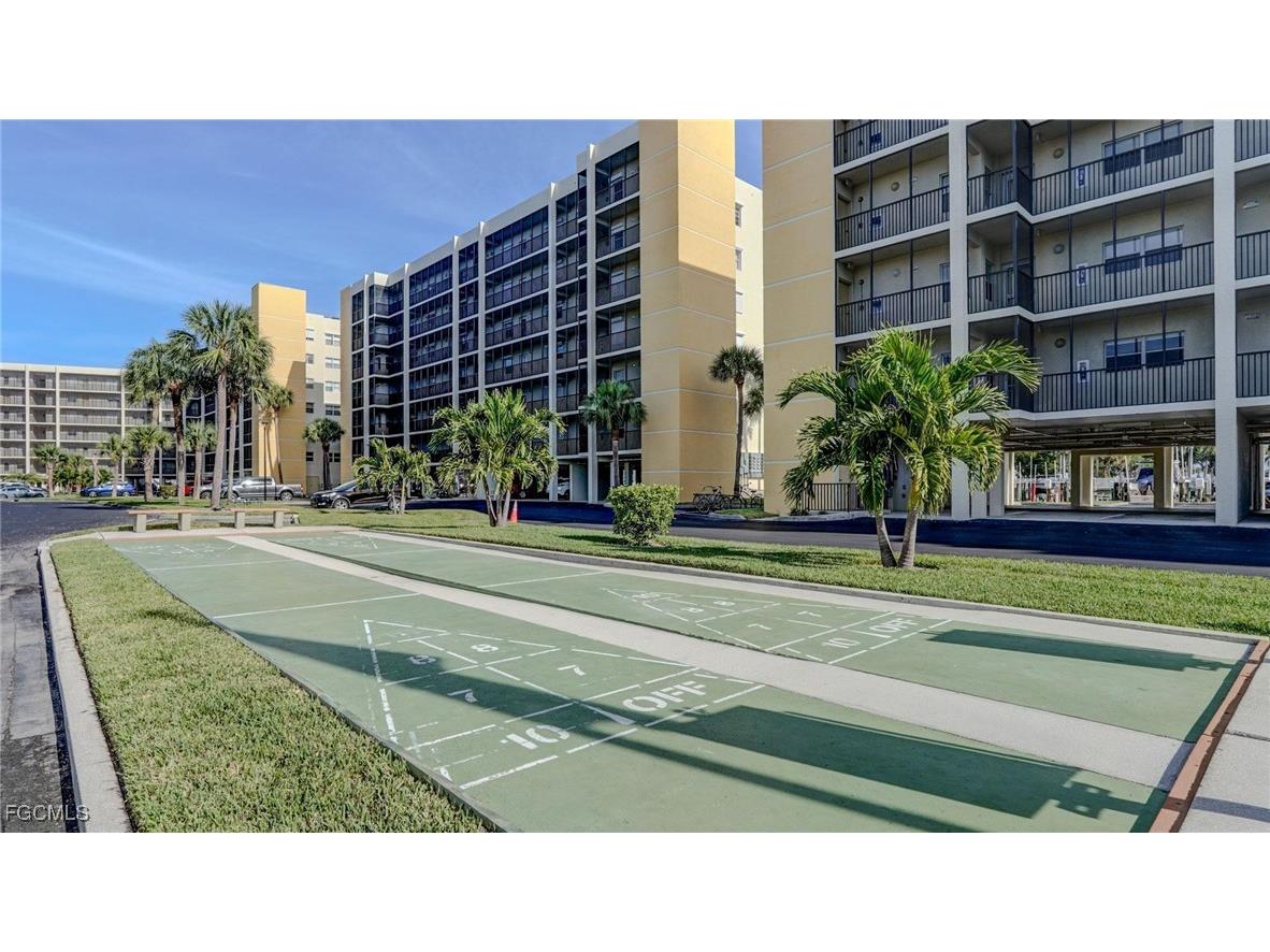 4431 Bay Beach Lane #543 Fort Myers Beach FL 33931 2025024504 image25