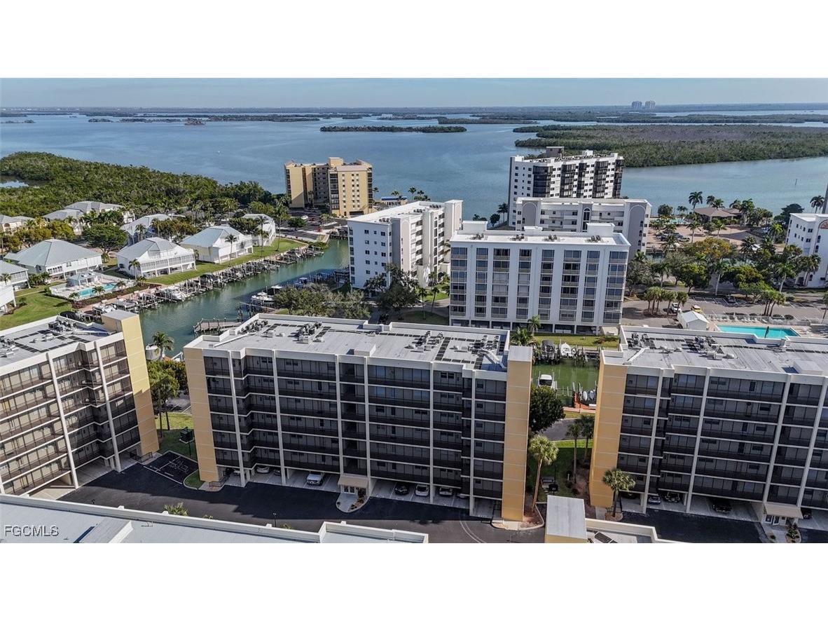 4431 Bay Beach Lane #543 Fort Myers Beach FL 33931 2025024504 image27