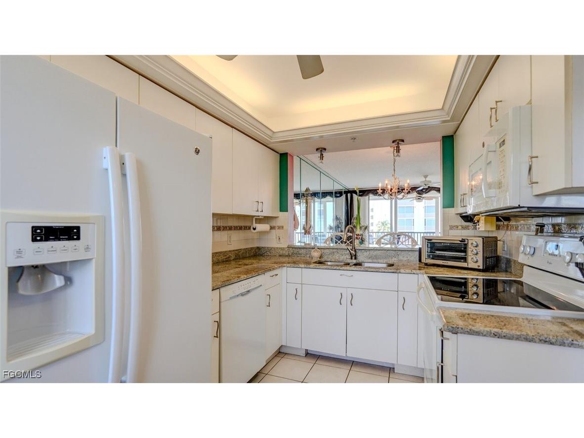 4431 Bay Beach Lane #543 Fort Myers Beach FL 33931 2025024504 image4