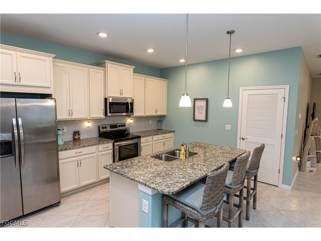 4431 Dutchess Park Road Fort Myers FL 33916 2026013531 image5
