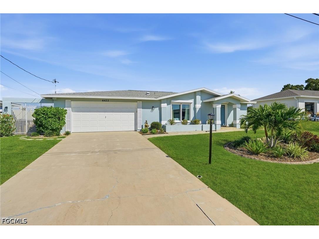 4433 SE 8th Place Cape Coral FL 33904 2026014419 image1