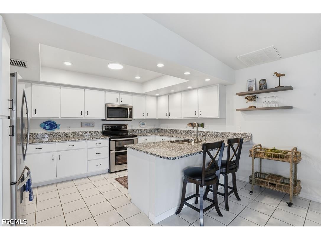 4433 SE 8th Place Cape Coral FL 33904 2026014419 image11