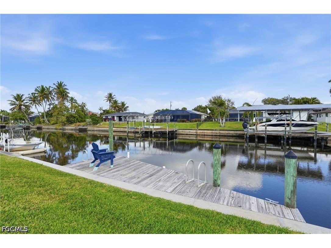 4433 SE 8th Place Cape Coral FL 33904 2026014419 image6