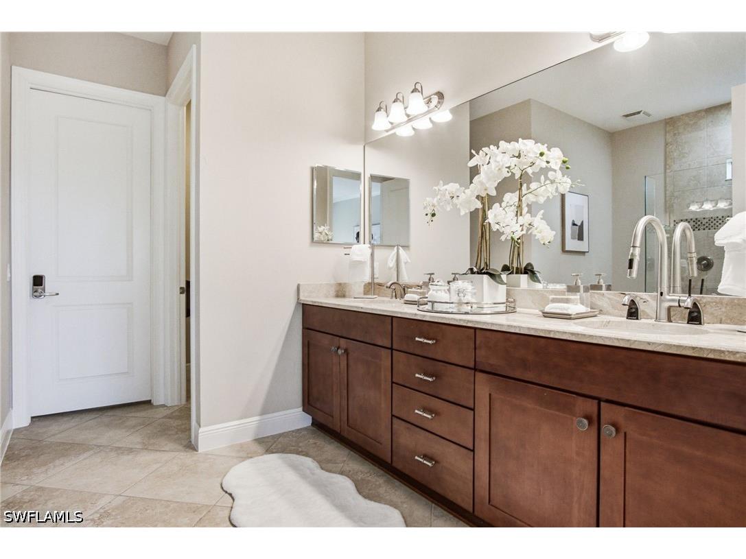 4433 Tamarind Way Naples FL 34119 226026408 image28