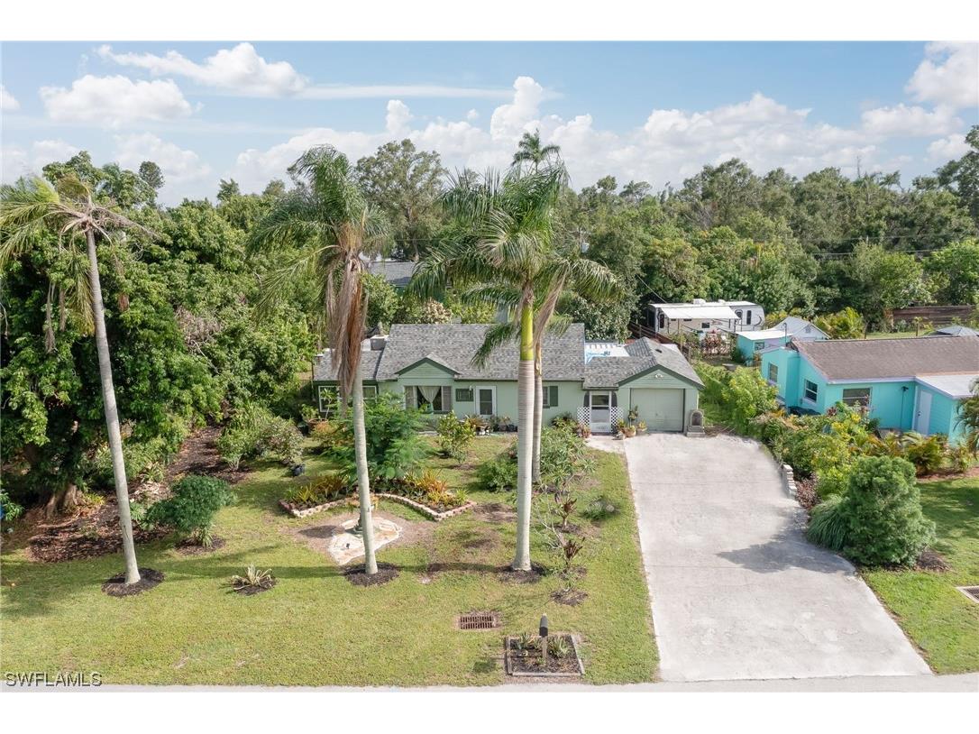 4434 Tuscaloosa Street Fort Myers FL 33905 223053047 image1