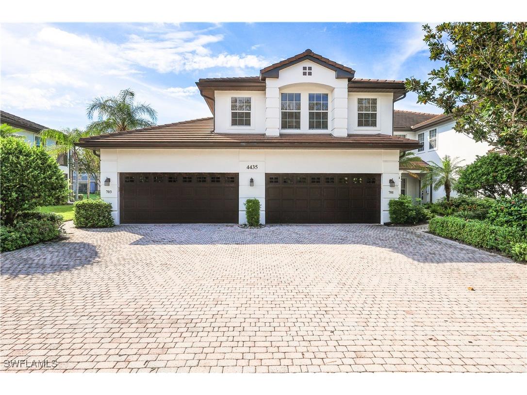4435 Dover Court #7-703 Naples FL 34105 224082032 image1