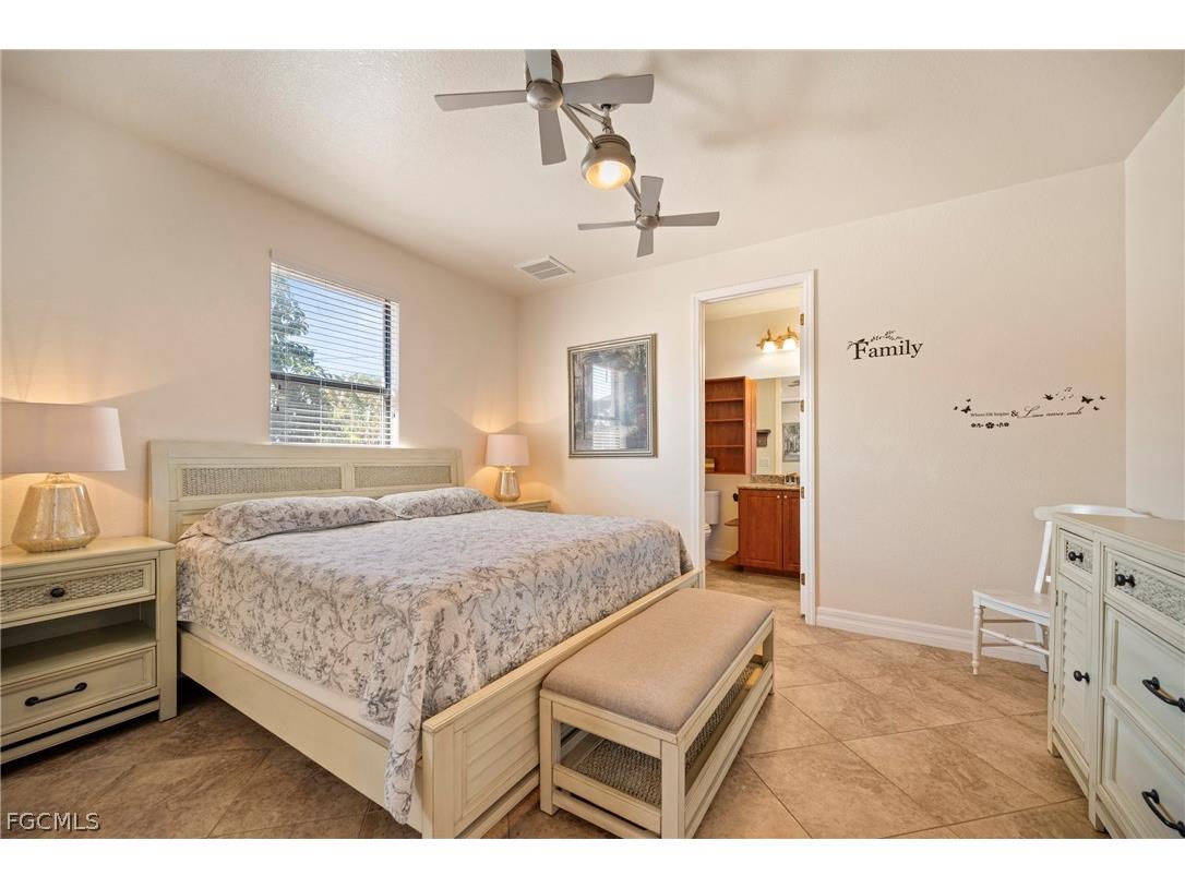 4436 SW 15th Avenue Cape Coral FL 33914 2026010909 image9