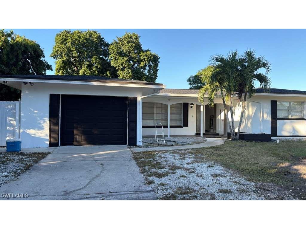 4439 23rd Place SW Naples FL 34116 225082824 image1