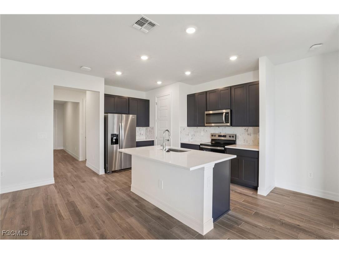 44398 Frontier Drive Punta Gorda FL 33982 2025017943 image16