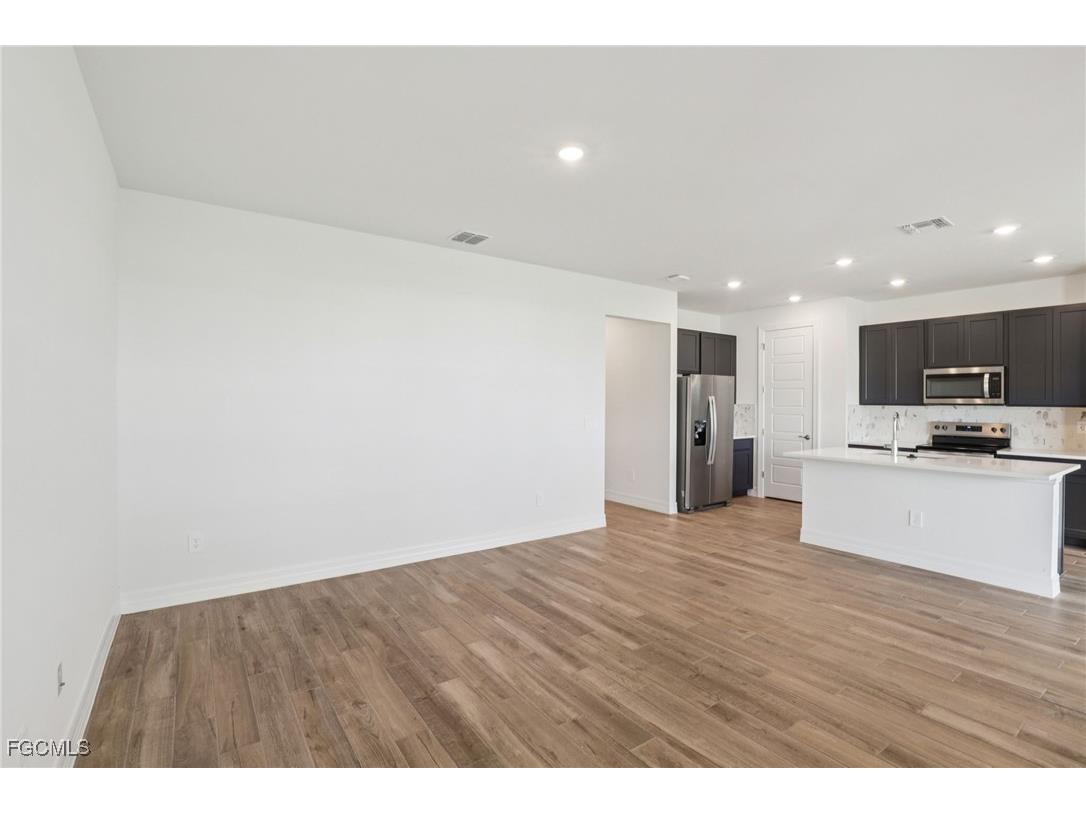 44398 Frontier Drive Punta Gorda FL 33982 2025017943 image9