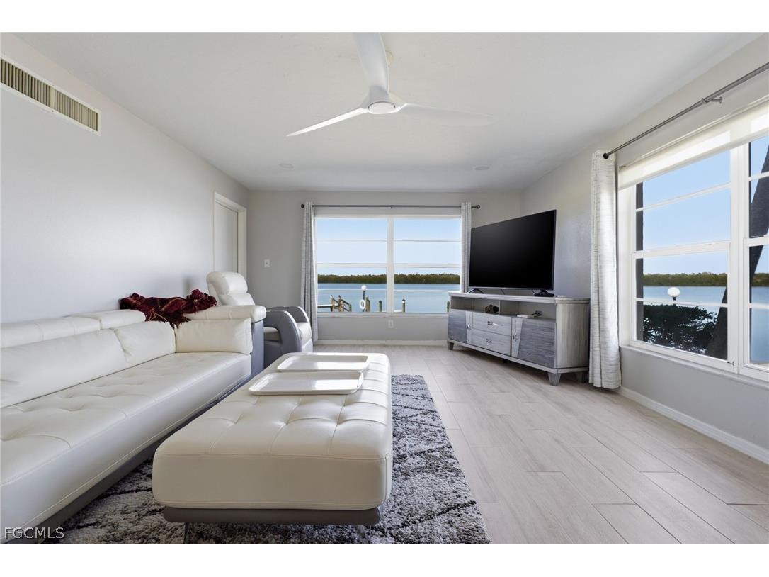 4440 Exeter Drive Longboat Key FL 34228 2026011631 image7