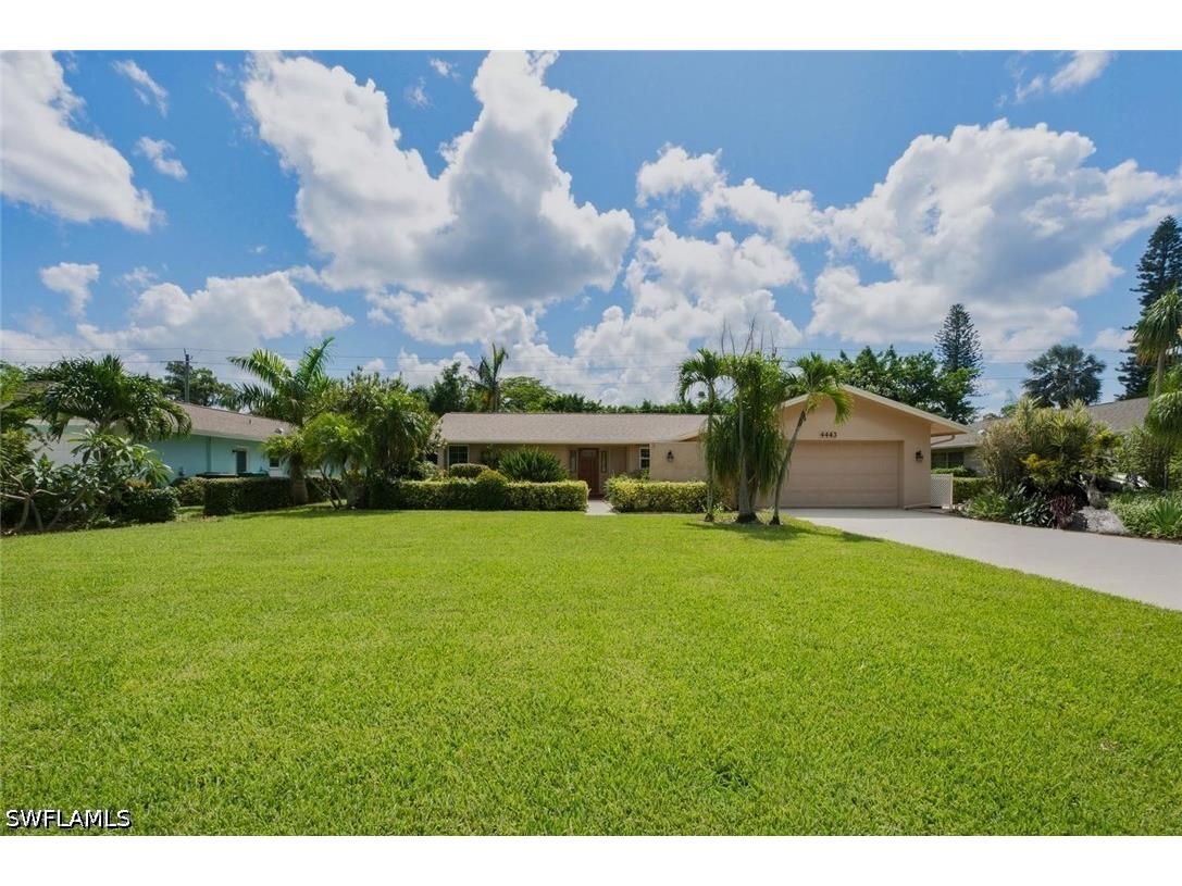4443 Lakewood Boulevard Naples FL 34112 226026585 image2
