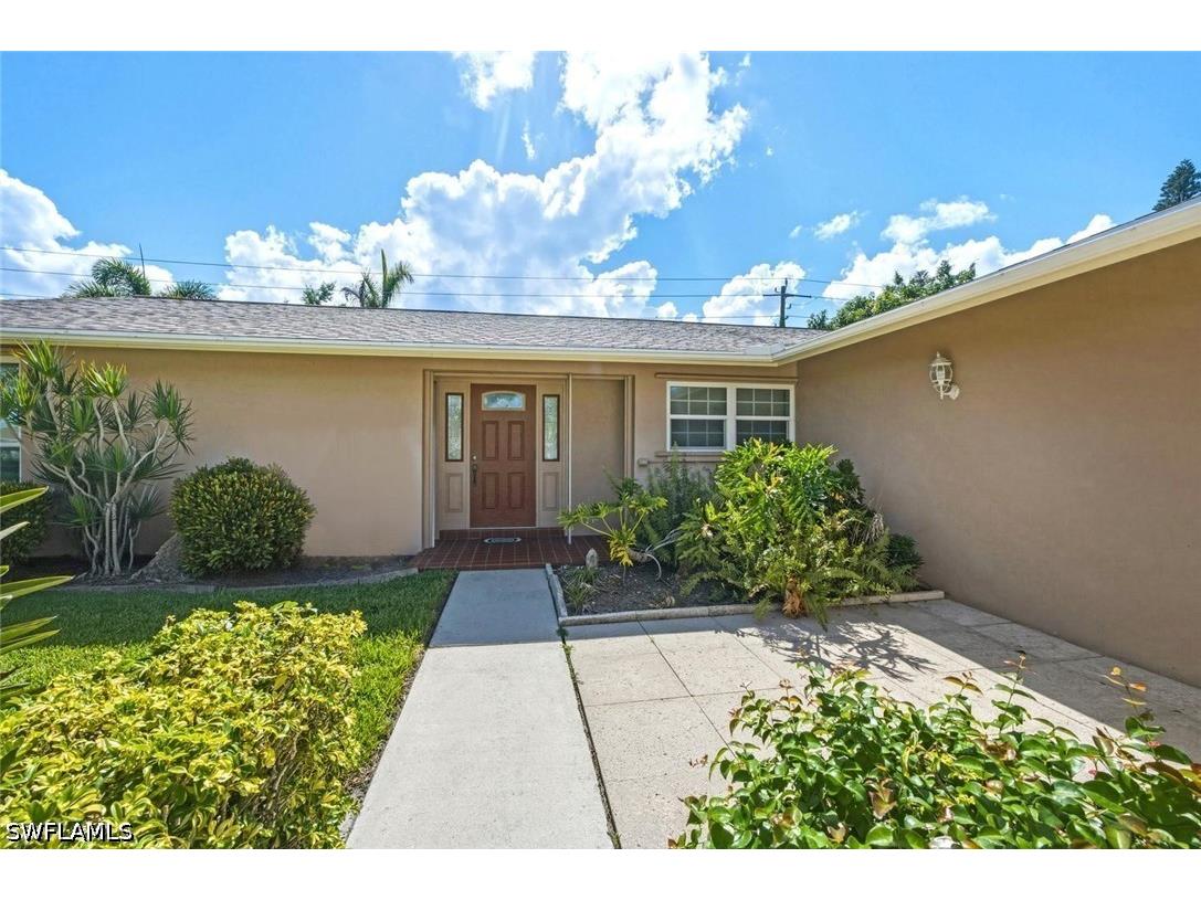 4443 Lakewood Boulevard Naples FL 34112 226026585 image4