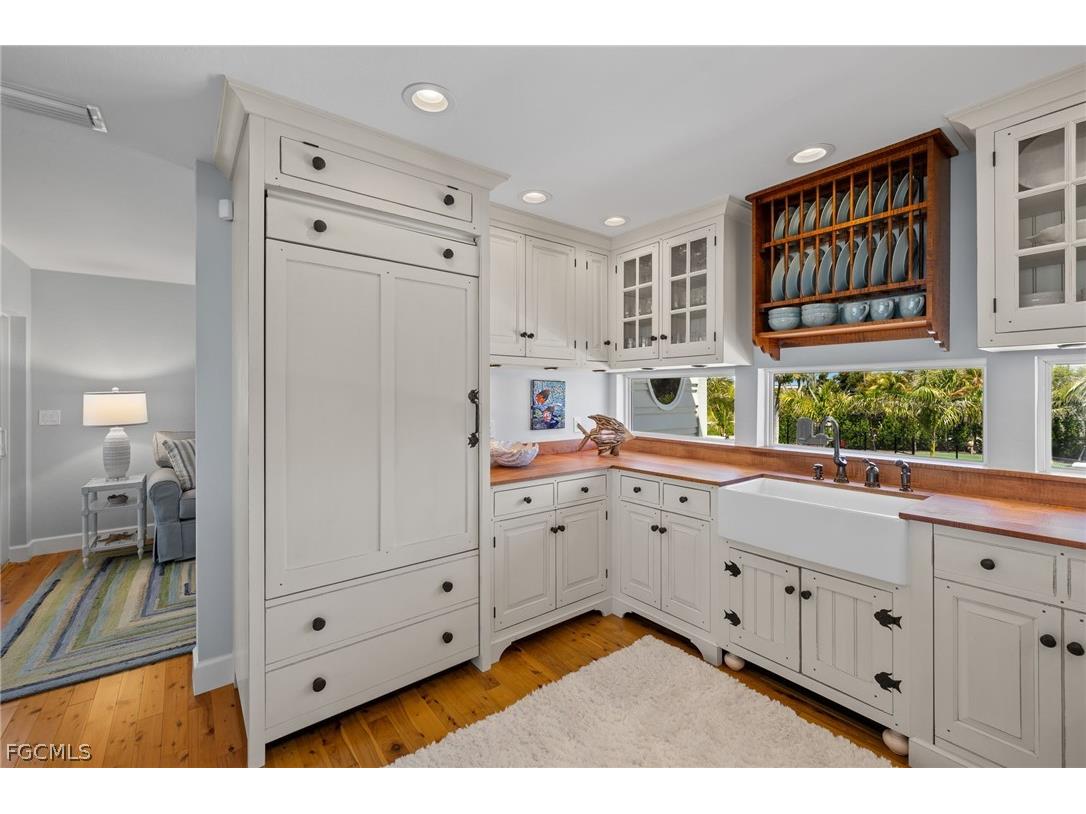 4443 Waters Edge Lane Sanibel FL 33957 2026007140 image10