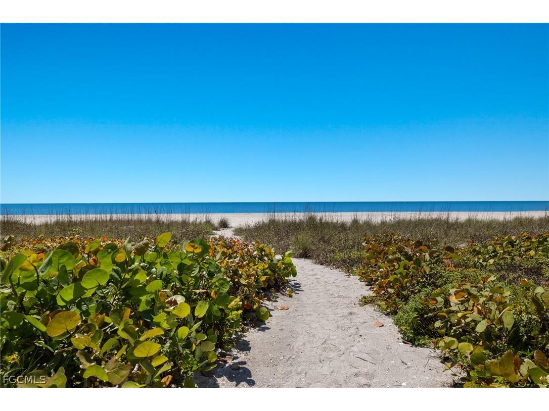4443 Waters Edge Lane Sanibel FL 33957 2026007140 image39