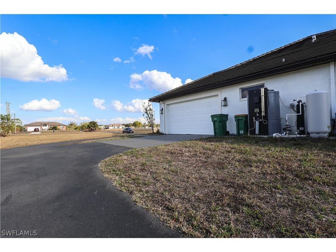 4445 20th Street NE Naples FL 34120 226009151 image2