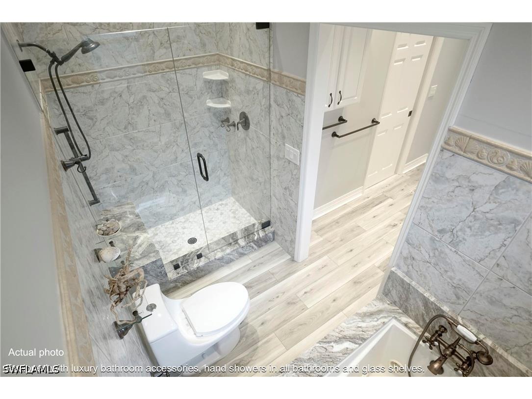 4445 2nd Avenue NE Naples FL 34120 226006400 image23