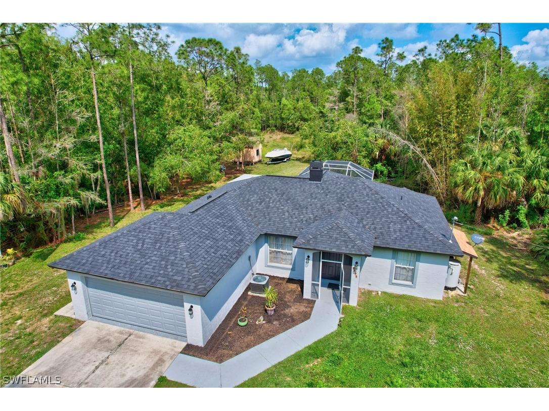 4445 Golden Gate Boulevard E Naples FL 34120 224024238 image1