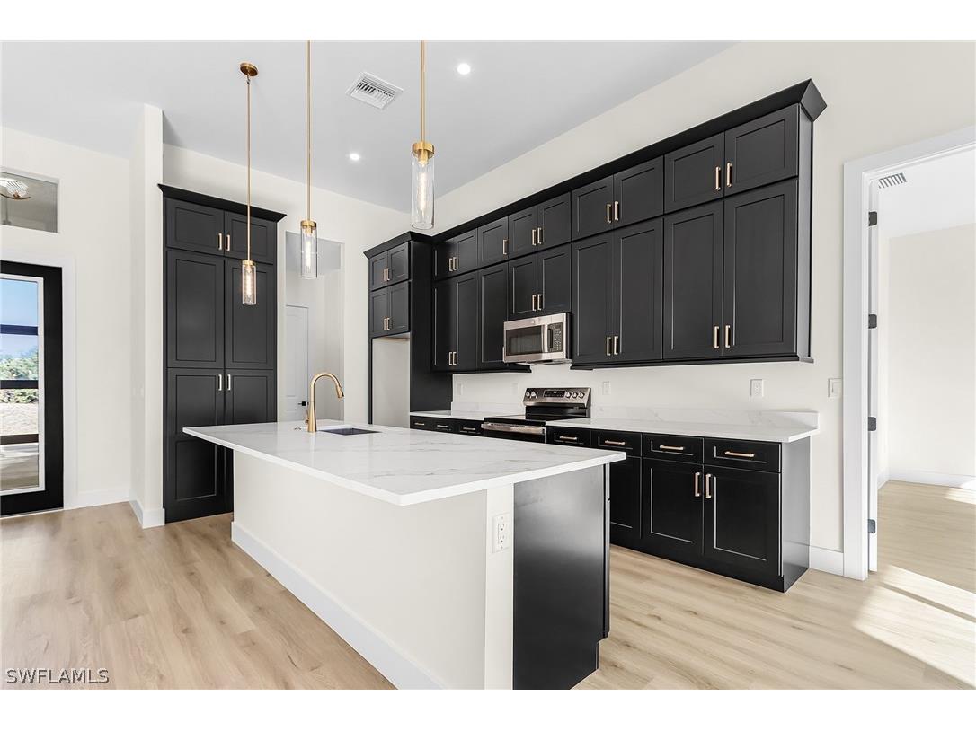 4446 8th Street NE Naples FL 34120 225080172 image12