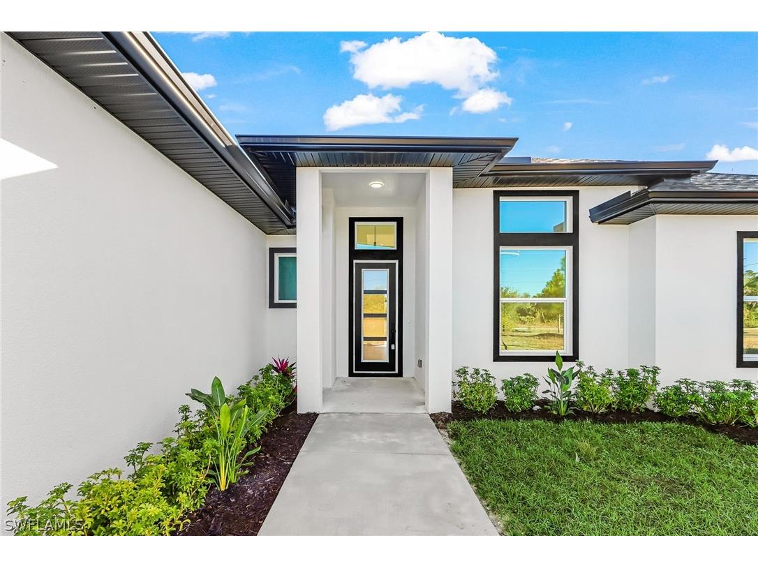 4446 8th Street NE Naples FL 34120 225080172 image4