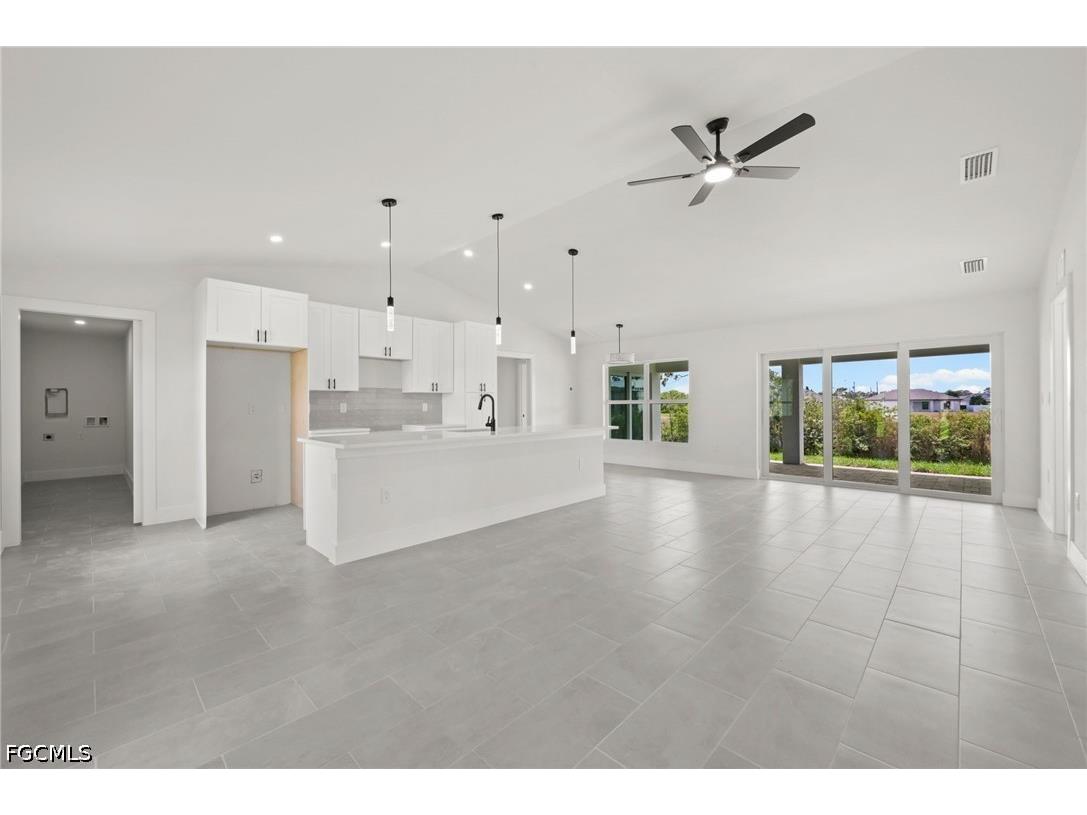 4446 Connection Avenue Cape Coral FL 33909 2026018651 image1