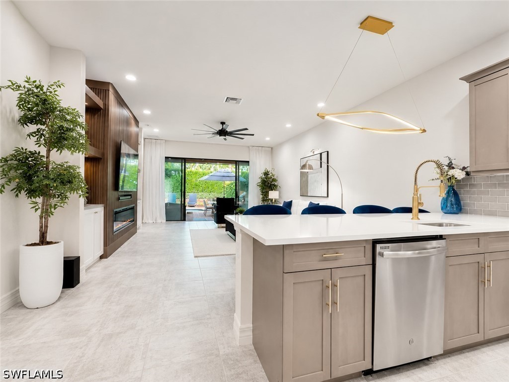 4446 Crimson Avenue Naples FL 34119 226021630 image12