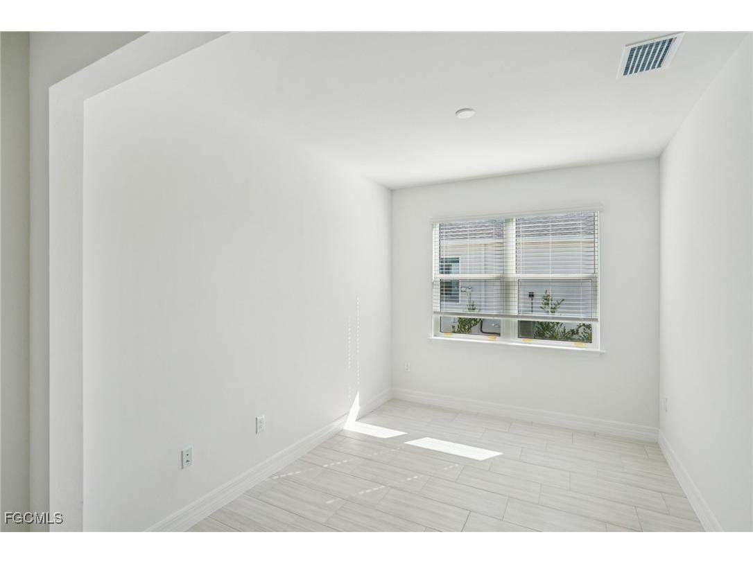 44472 Frontier Drive Punta Gorda FL 33982 2025008983 image16