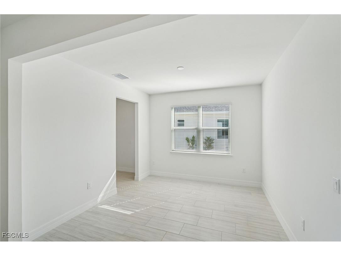 44472 Frontier Drive Punta Gorda FL 33982 2025008983 image17